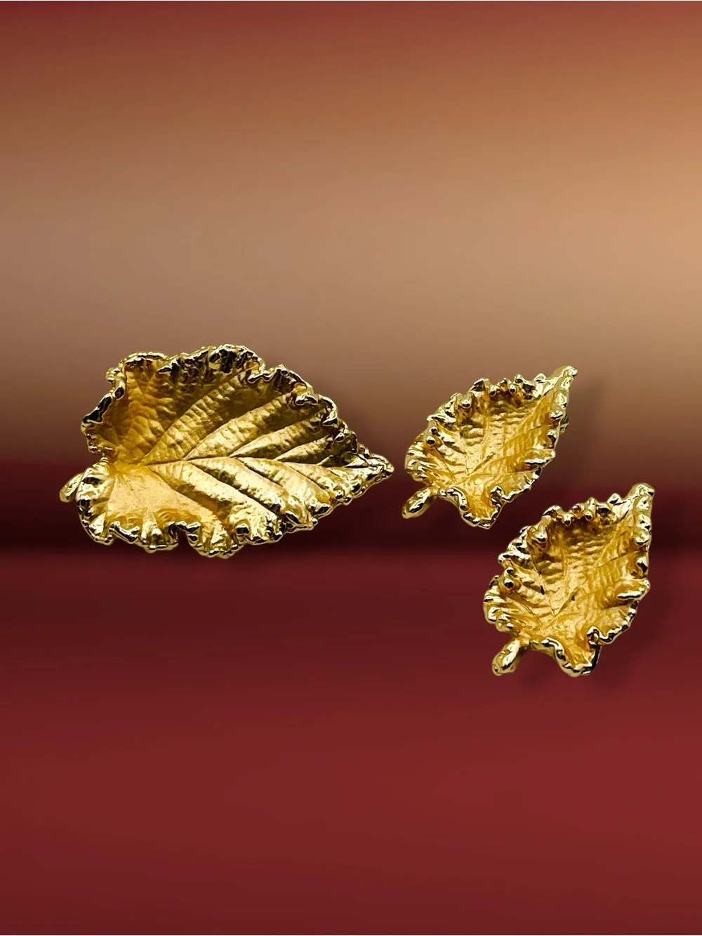 Vintage Napier Gold Tone Textured Leaf Brooch & Matching Clip-On Earrings Set